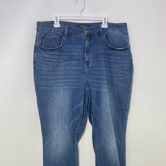 Judy Blue Jeans Womens Plus 22W Blue Distressed Slim Fit Stretchy Pockets - Picture 10 of 10